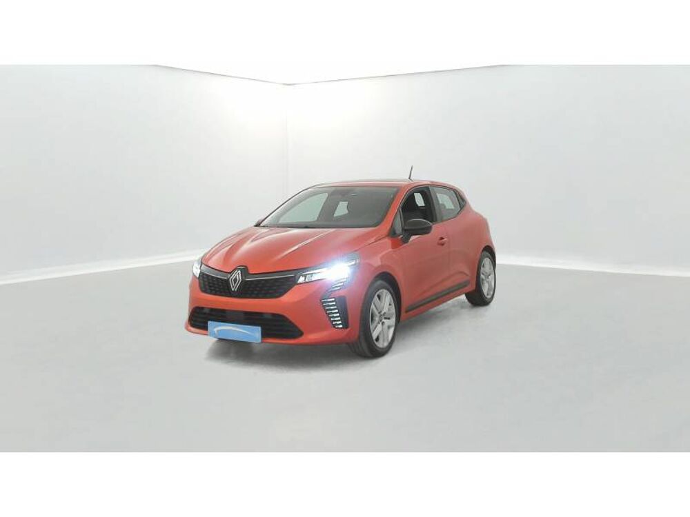 Clio E-Tech full hybrid 145 Evolution 2024 occasion 29000 Quimper