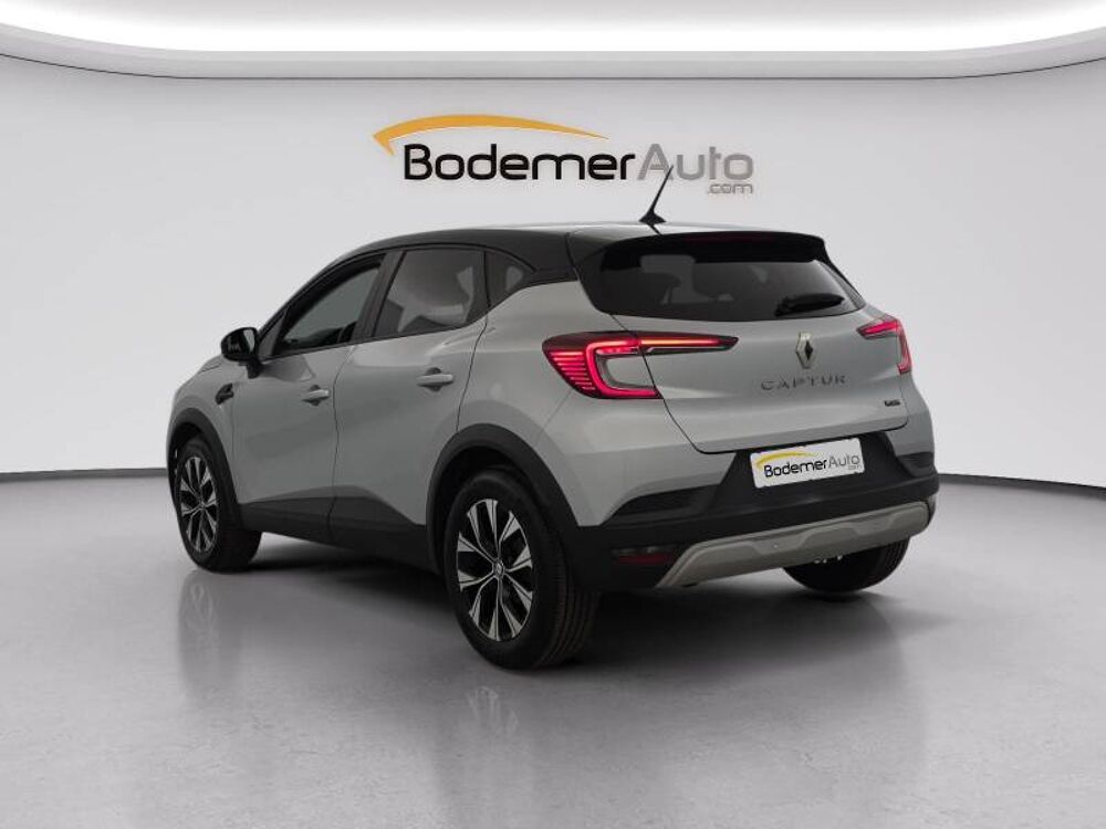 Captur E-Tech full hybrid 145 Evolution 2024 occasion 29900 Concarneau