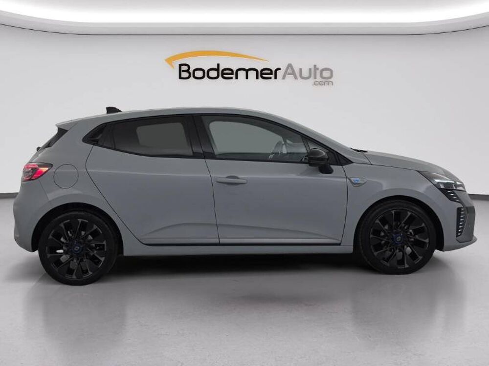 Clio TCe 90 Esprit Alpine 2024 occasion 22200 Guingamp