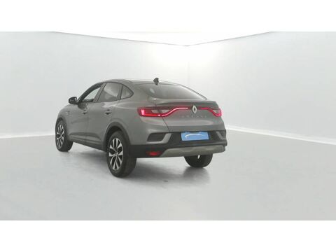 Arkana TCe 140 EDC FAP Business 2022 occasion 29150 Ch&acirc;teaulin