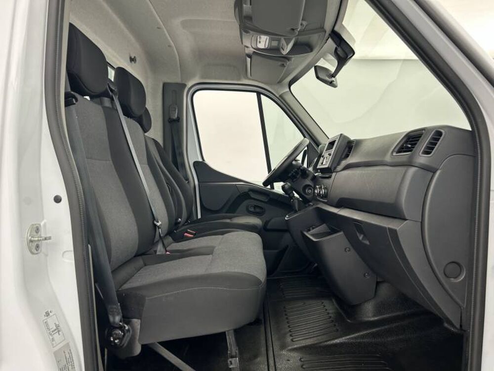 Master MASTER CC PROP RJ3500 L2 PAFC BLUE DCI 130 EURO VI CONFORT 2024 occasion 22000 Saint-Brieuc