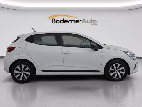 Clio E-Tech full hybrid 145 Equilibre 2023 occasion 29900 Concarneau