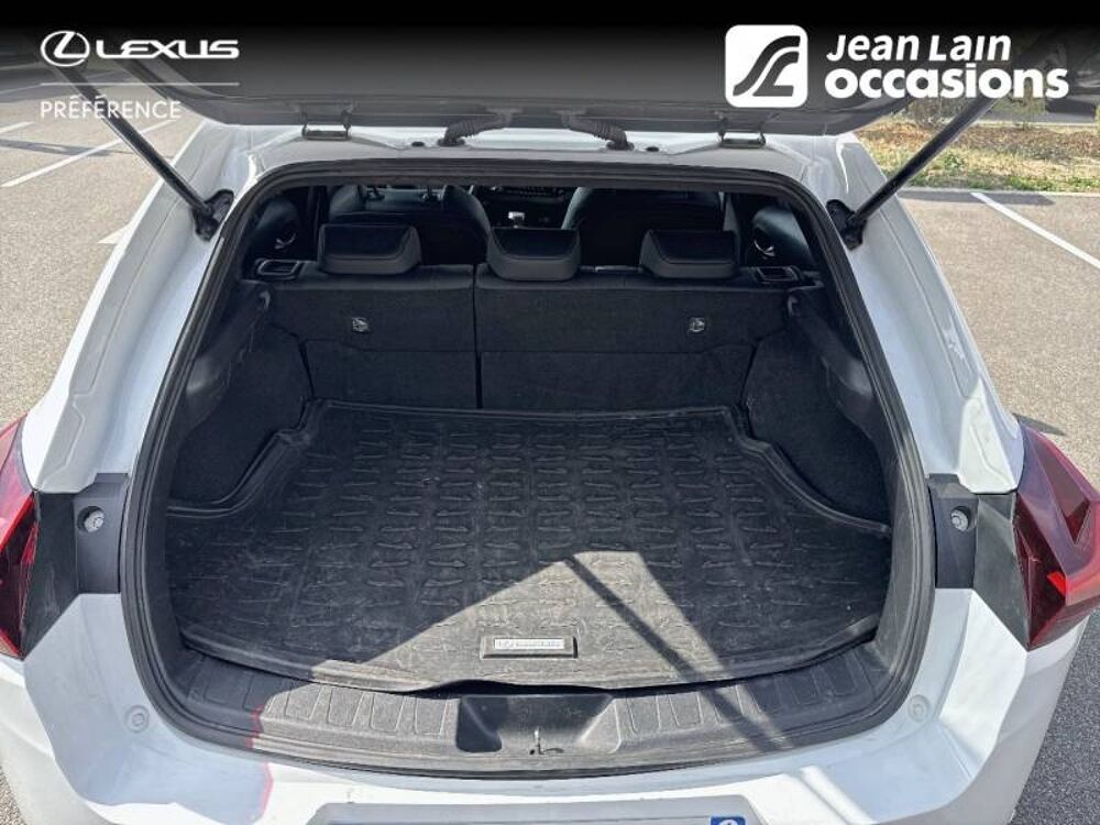 UX 250h 4WD F SPORT Design 2023 occasion 38130 &Eacute;chirolles