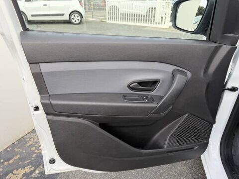 Express EXPRESS VAN BLUE DCI 95 - 22 CONFORT 2024 occasion 22200 Guingamp