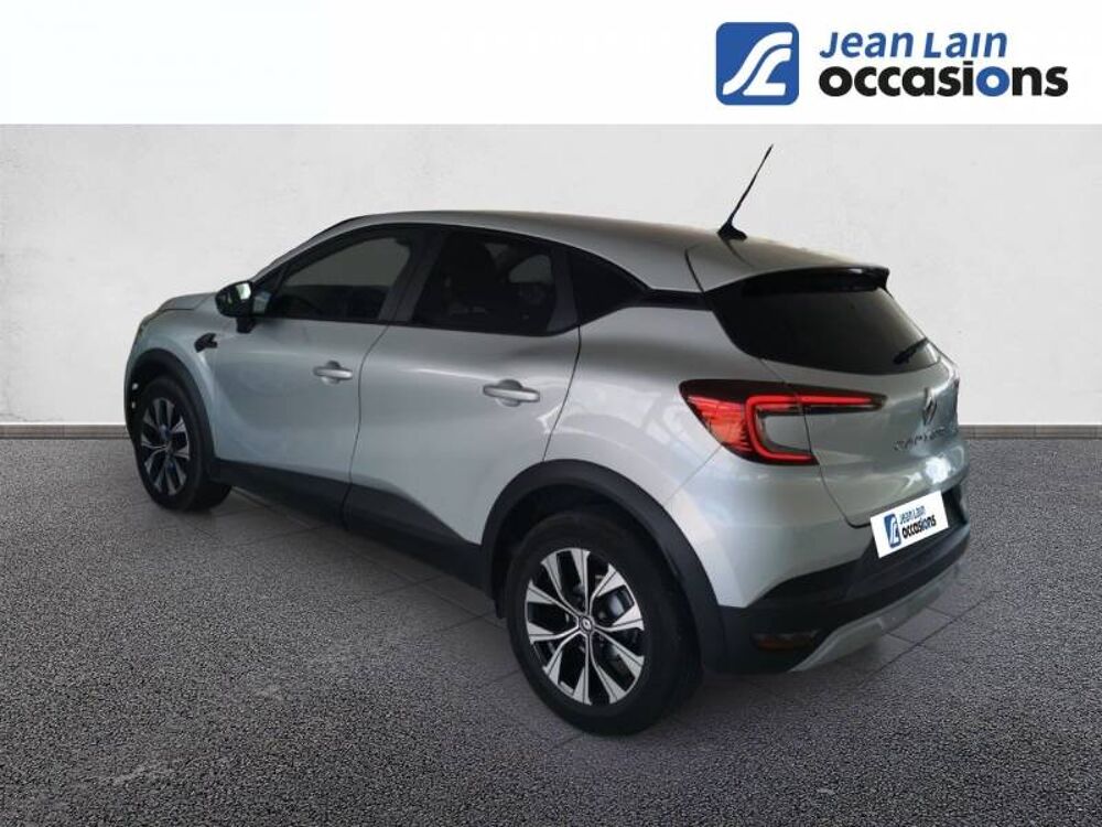 Captur mild hybrid 140 EDC Evolution 2024 occasion 04130 Volx