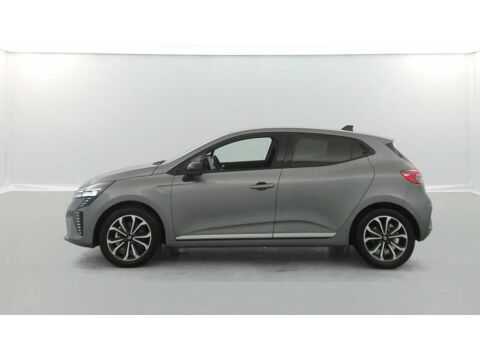 Clio E-Tech full hybrid 145 Techno 2024 occasion 14200 H&eacute;rouville-Saint-Clair