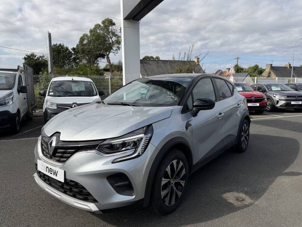 Captur E-Tech full hybrid 145 Evolution 2023 occasion 22200 Guingamp