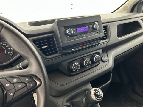 Trafic TRAFIC FG BLUE DCI 130 L1H1 3T GSR2 ADVANCE 2024 occasion 29000 Quimper
