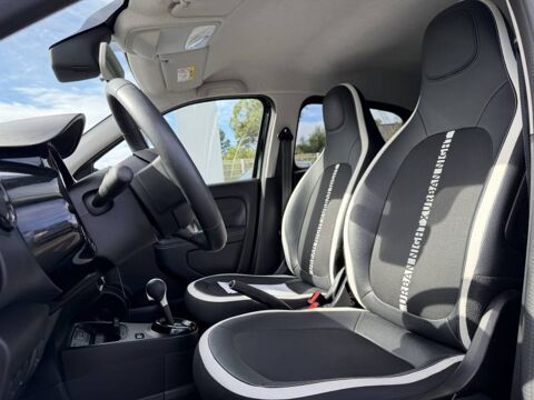 Twingo III E-Tech SL Urban Night 2022 occasion 22200 Guingamp