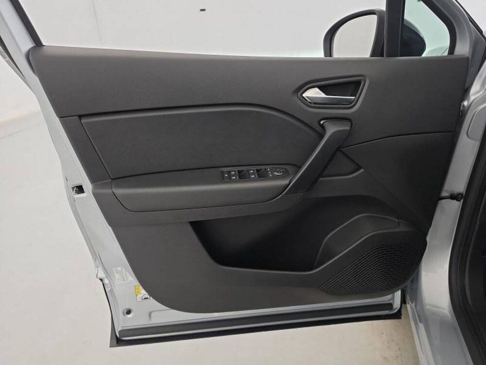 Captur E-Tech full hybrid 145 Evolution 2024 occasion 29900 Concarneau