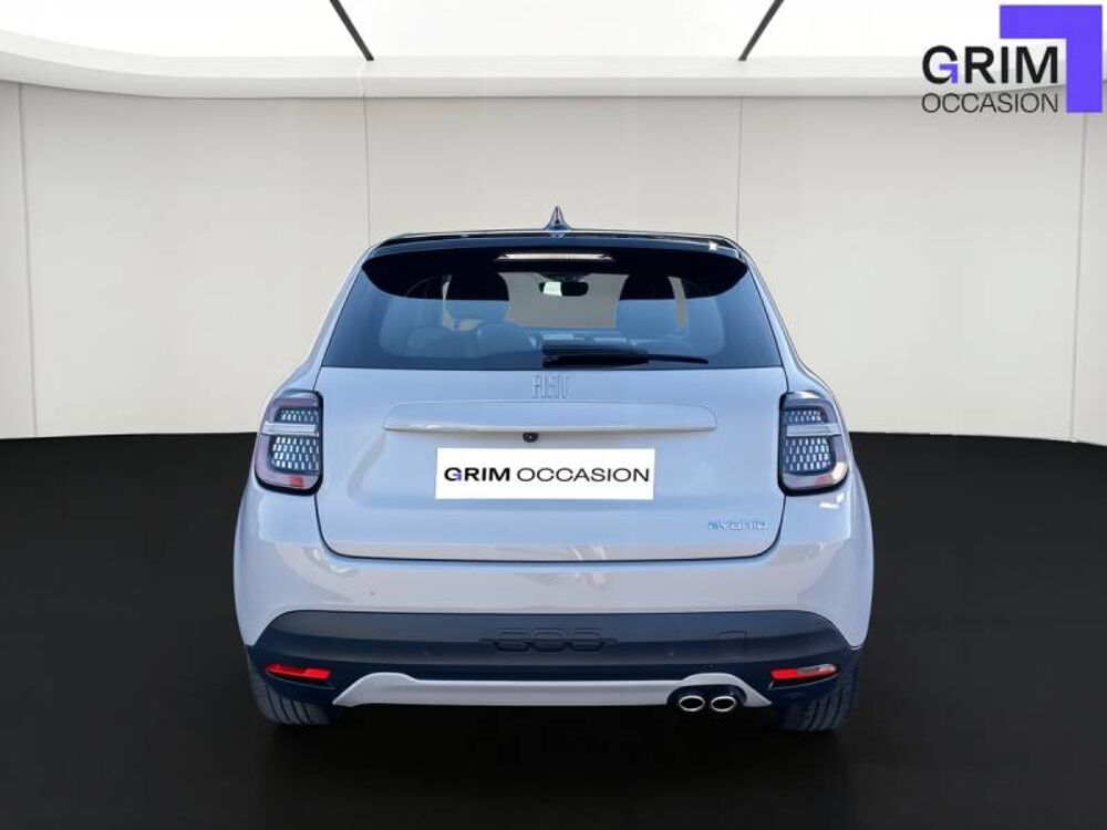 Fiat 600 600 T-Gen 3 1.2 Hybrid 145ch eDCT6 Pop 2025 occasion 34970 Lattes