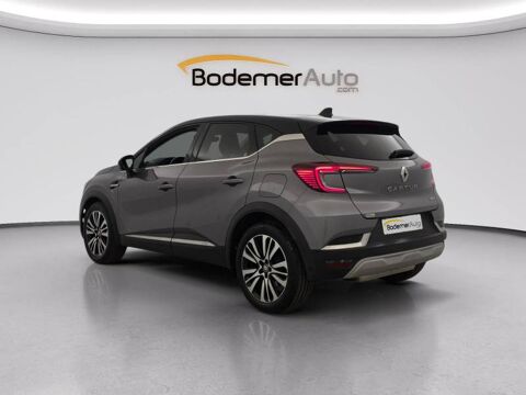 Captur E-Tech Plug-in 160 - 21 Initiale Paris 2022 occasion 29000 Quimper