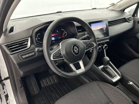 Clio E-Tech 140 - 21N Business 2022 occasion 56800 Plo&euml;rmel