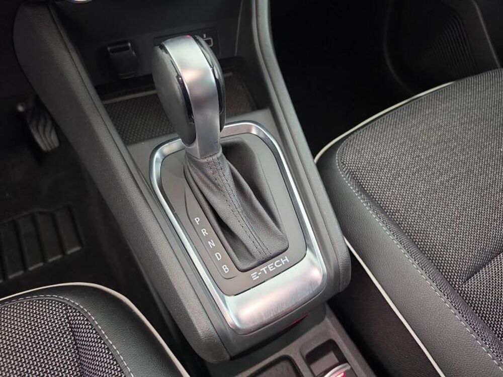 Captur E-Tech Plug-in 160 - 21 Intens 2022 occasion 22400 Lamballe