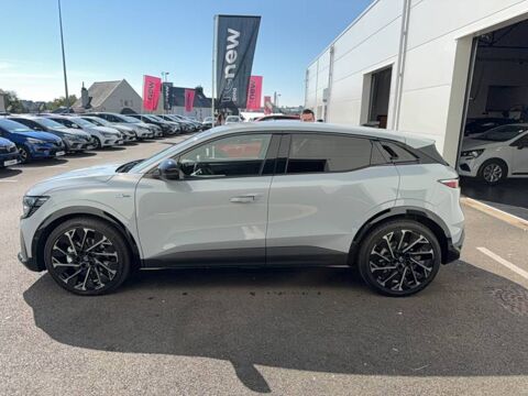M&eacute;gane Megane E-Tech 220 ch autonomie confort esprit Alpine 2026 occasion 22000 Saint-Brieuc