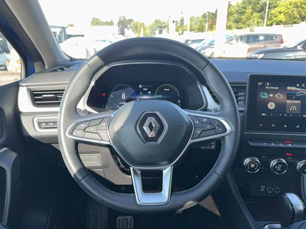 Captur E-Tech Plug-in 160 - 21 Intens 2022 occasion 56800 Plo&euml;rmel
