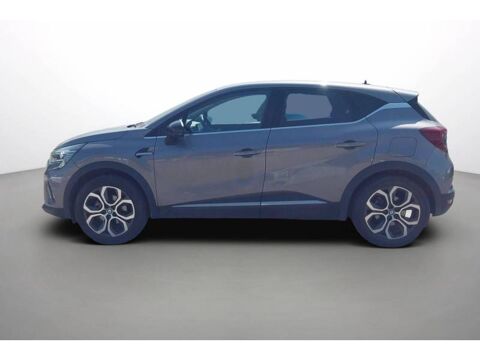 Captur E-Tech Plug-in 160 - 21 Intens 2022 occasion 22200 Guingamp
