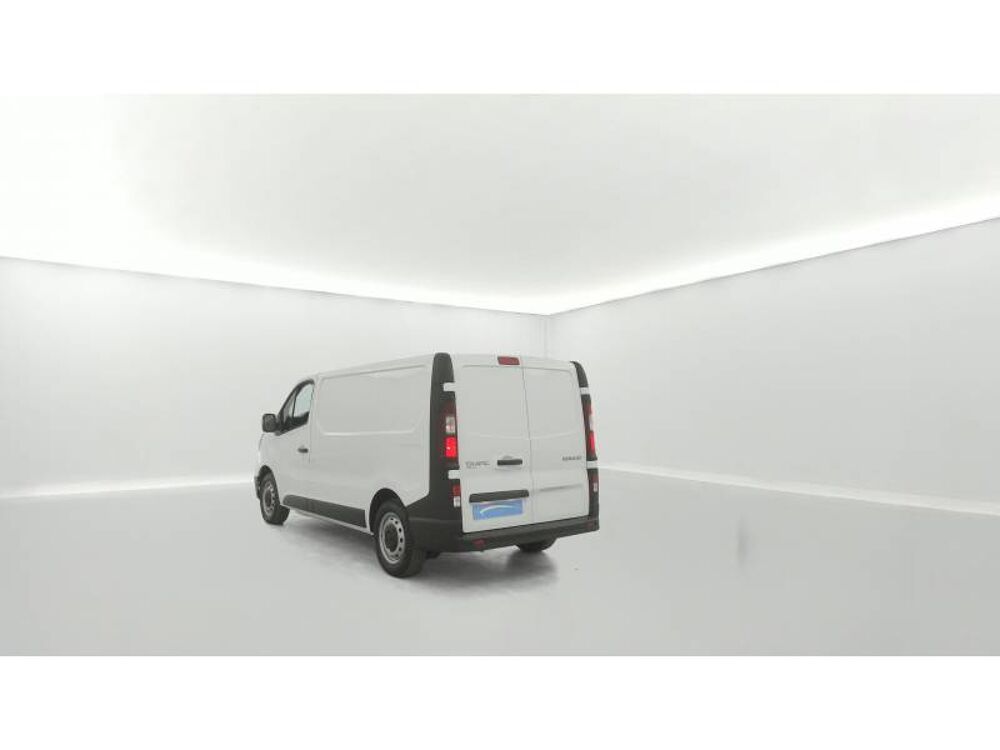 Trafic TRAFIC FG BLUE DCI 130 L1H1 3T GSR2 ADVANCE 2024 occasion 29900 Concarneau