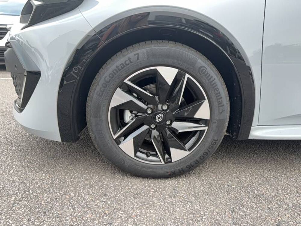 Clio E-Tech full hybrid 160 ch Techno 2026 occasion 29270 Carhaix-Plouguer