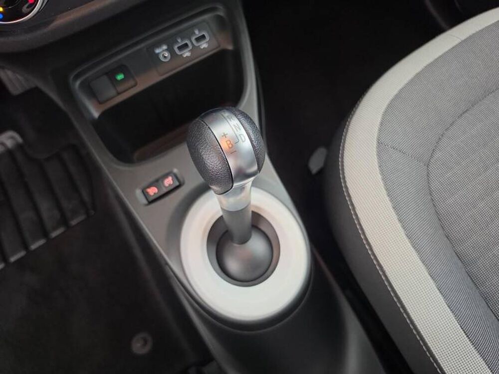 Twingo III E-Tech Equilibre 2023 occasion 22200 Guingamp