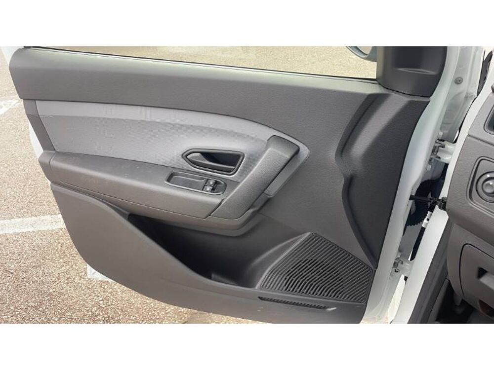 Express EXPRESS VAN BLUE DCI 95 - 22 CONFORT 2024 occasion 61000 Alen&ccedil;on