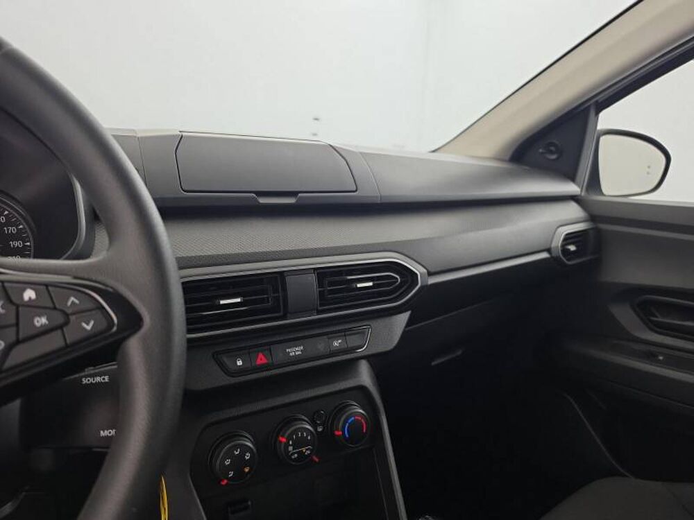 Sandero SCe 65 Essential 2024 occasion 22000 Saint-Brieuc