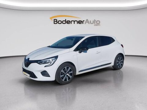 Annonce voiture Renault Clio 13999 €