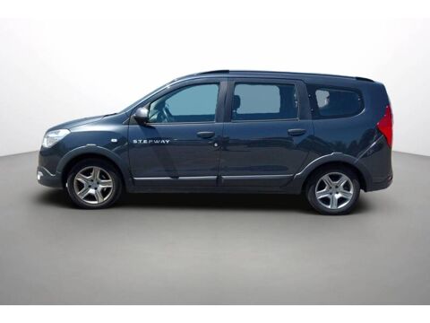 Lodgy TCe 130 FAP 7 places Stepway 2022 occasion 22500 Paimpol