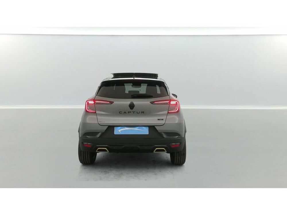 Captur E-Tech full hybrid 145 Engineered 2023 occasion 50100 Cherbourg-en-Cotentin