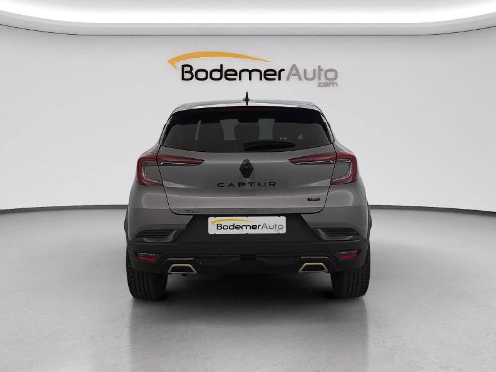 Captur E-Tech full hybrid 145 Engineered 2023 occasion 22200 Guingamp