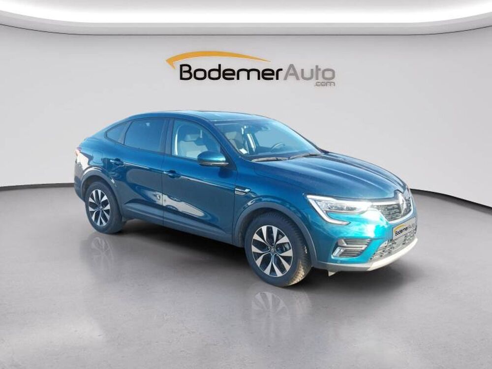 Arkana E-Tech hybride 145 - 22 Evolution 2023 occasion 56800 Plo&euml;rmel