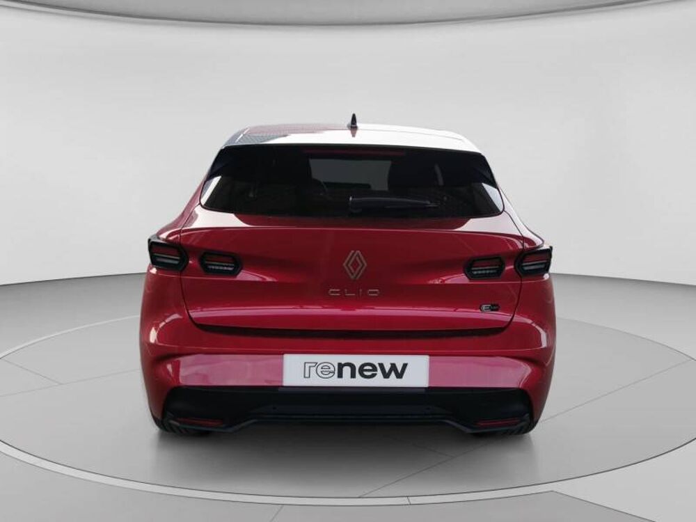 Clio E-Tech full hybrid 160 ch Techno 2026 occasion 56800 Plo&euml;rmel
