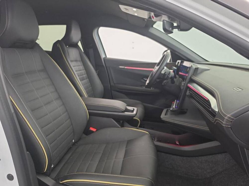 M&eacute;gane Megane E-Tech EV60 220 ch optimum charge Iconic 2023 occasion 29900 Concarneau