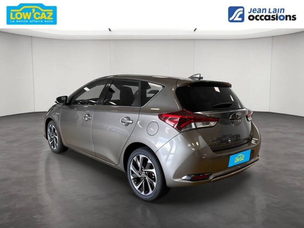 Auris Hybride 136h Design 2017 occasion 38360 Sassenage