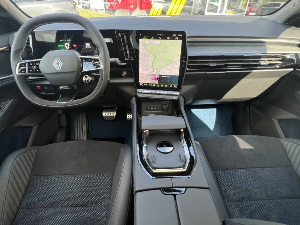 Rafale hyper hybrid E-Tech 300 ch 4x4 atelier Alpine 2026 occasion 50000 Saint-L&ocirc;