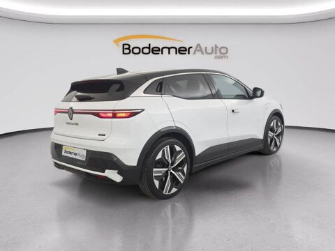 M&eacute;gane Megane E-Tech EV60 220 ch optimum charge Iconic 2023 occasion 29900 Concarneau