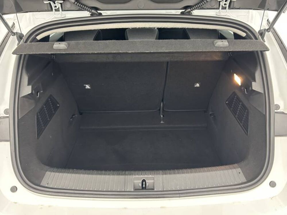 M&eacute;gane Megane E-Tech EV40 130ch standard charge Equilibre 2023 occasion 56800 Plo&euml;rmel
