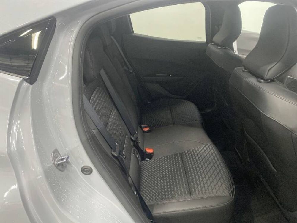 Clio E-Tech full hybrid 160 ch Techno 2026 occasion 14200 H&eacute;rouville-Saint-Clair