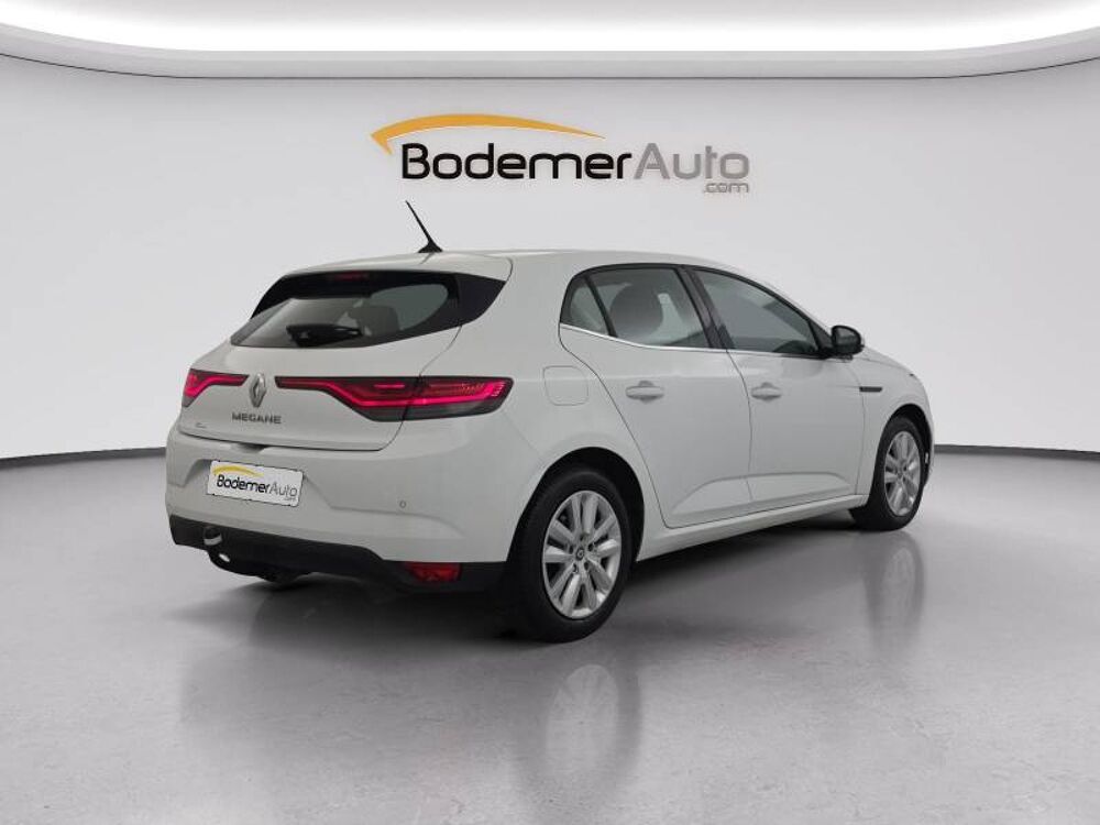 M&eacute;gane IV Berline Blue dCi 115 - 20 Business 2020 occasion 61100 Flers