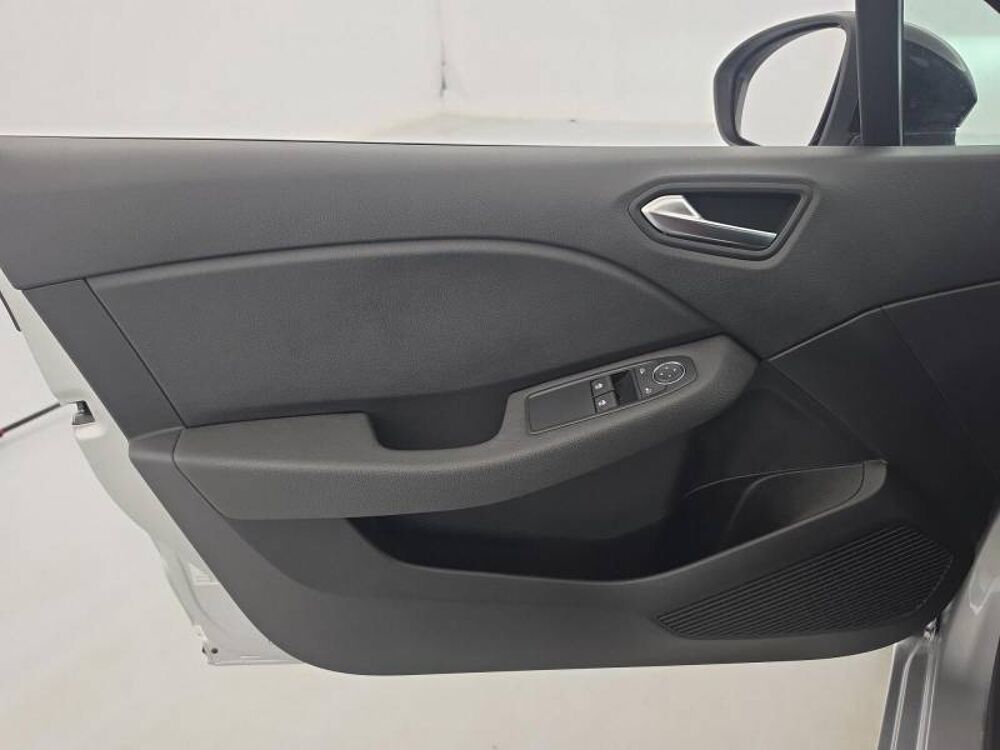 Clio TCe 90 Equilibre 2024 occasion 29000 Quimper