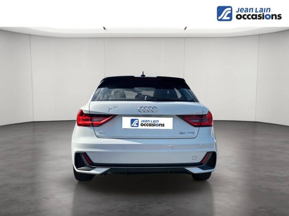 A1 Sportback 30 TFSI 110 ch BVM6 S Line 2021 occasion 38130 &Eacute;chirolles