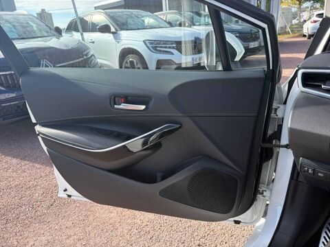 Corolla Hybride 122h Design 2021 occasion 14200 H&eacute;rouville-Saint-Clair