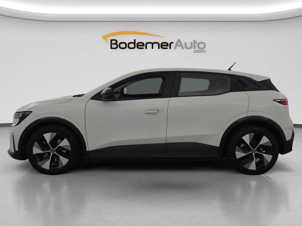 M&eacute;gane Megane E-Tech EV40 130ch standard charge Equilibre 2022 occasion 22000 Saint-Brieuc