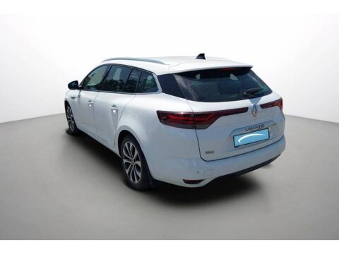 M&eacute;gane Megane IV Estate TCe 140 EDC Techno 2023 occasion 22000 Saint-Brieuc