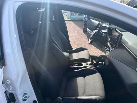 Corolla Hybride 122h Design 2021 occasion 14200 H&eacute;rouville-Saint-Clair