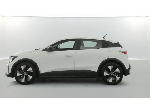 M&eacute;gane Megane E-Tech EV40 130ch standard charge Equilibre 2022 occasion 29270 Carhaix-Plouguer