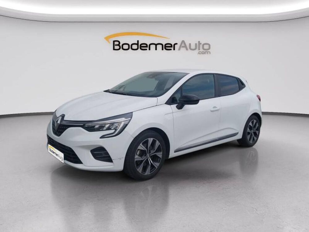 Clio E-Tech full hybrid 145 Evolution 2023 occasion 29000 Quimper