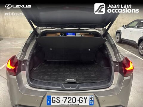 UX 250h 4WD Luxe 2023 occasion 38130 &Eacute;chirolles