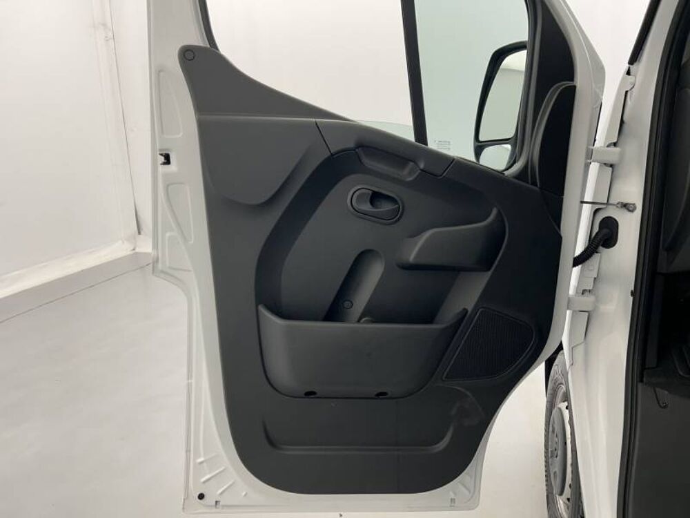 Master MASTER FGN TRAC F3500 L2H2 BLUE DCI 135 CONFORT 2024 occasion 56300 Pontivy