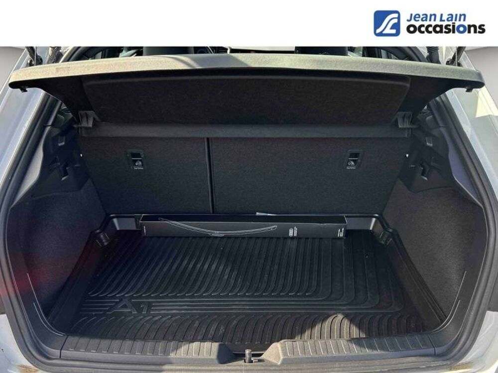 A1 Sportback 30 TFSI 110 ch BVM6 S Line 2021 occasion 38130 &Eacute;chirolles